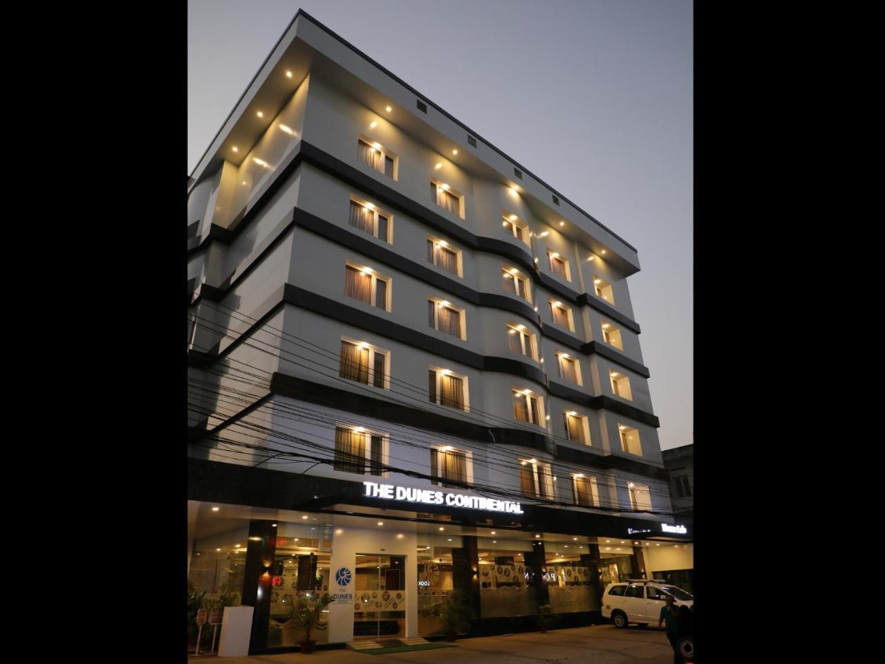 The Dunes Continental Hotel Edapalli Exterior photo